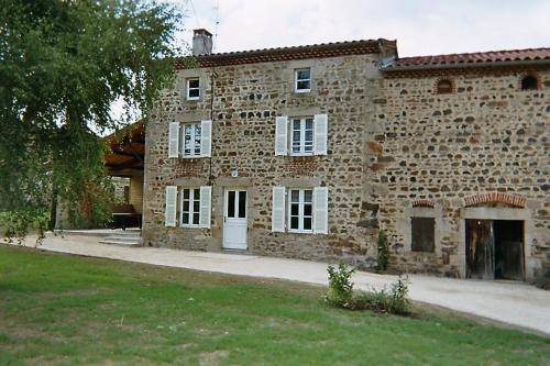Condat-les-Montboissier House | 100 m² House ∙ 3 bedrooms ∙ 6 guests