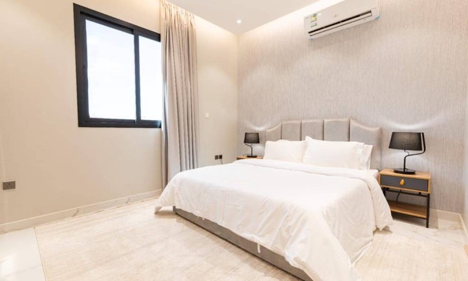 Al Olaya District Apartment | 100 m² Apartment ∙ 1 bedroom ∙ 4 guests