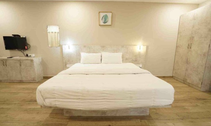 Nizamabad Hotel | 100 m² Hotel ∙ 4 guests