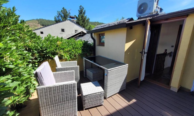 Molinaseca House | 100 m² House ∙ 3 bedrooms ∙ 6 guests