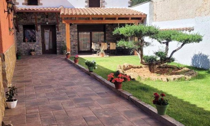 Jaraba House | 100 m² House ∙ 3 bedrooms ∙ 6 guests
