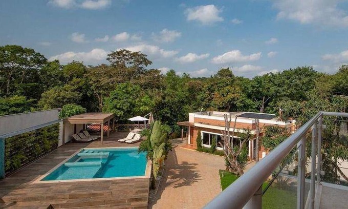 Jundiai House | 1000 m² House ∙ 7 bedrooms ∙ 28 guests