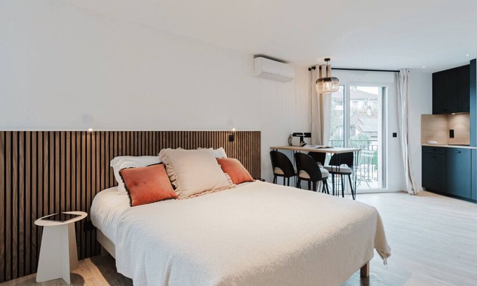 Annecy Apartment | 101 - Appart'Hôtel Neostelia-Annecy