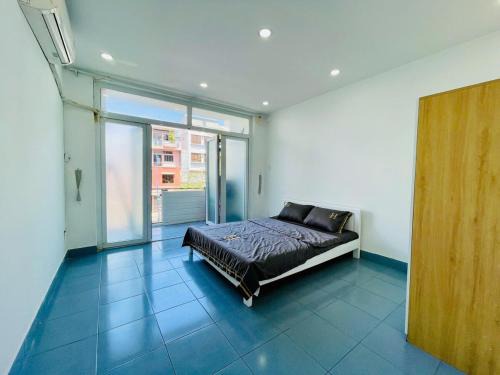 Ho Chi Minh City Apartment | 102 LVD Cozy 1BR Studio with Balcony Near Cau Bong