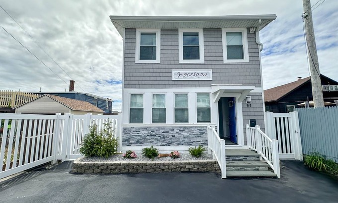 Salisbury Beach House | 102 m² House ∙ 5 bedrooms ∙ 15 guests