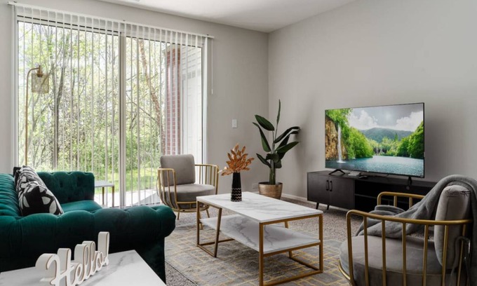 Gurnee Apartment | 103 m² Apartment ∙ 2 bedrooms ∙ 5 guests