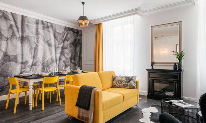 Stare Miasto Apartment | 110 m² Apartment ∙ 4 bedrooms ∙ 11 guests