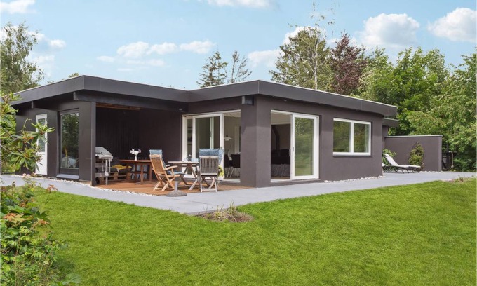 Dronningmolle House | 110 m² House ∙ 4 bedrooms ∙ 8 guests