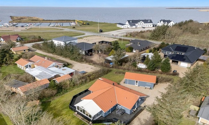 Skaven Strand House | 110 m² House ∙ 3 bedrooms ∙ 6 guests