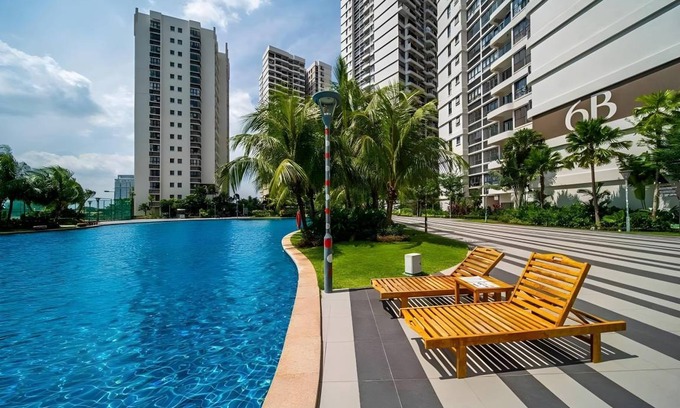 Central District Apartment | 1100 m² Apartment ∙ 3 bedrooms ∙ 8 guests