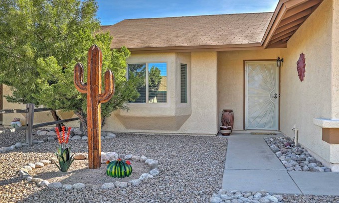 Coyote Corridor House | 113 m² House ∙ 3 bedrooms ∙ 8 guests