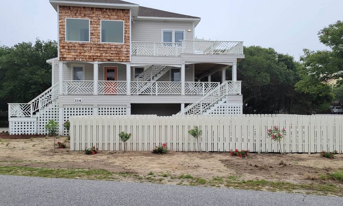 Tuckahoe House | 114 Sandbar, Oceanside, Pool, Private Beach Access