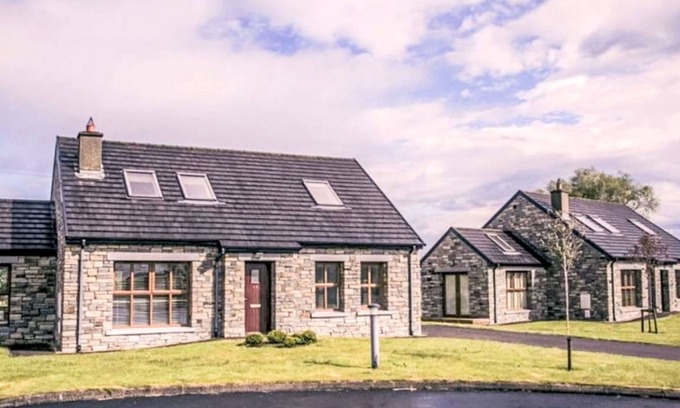 Carrigart Other | 117 m² Accommodation ∙ 3 bedrooms ∙ 6 guests