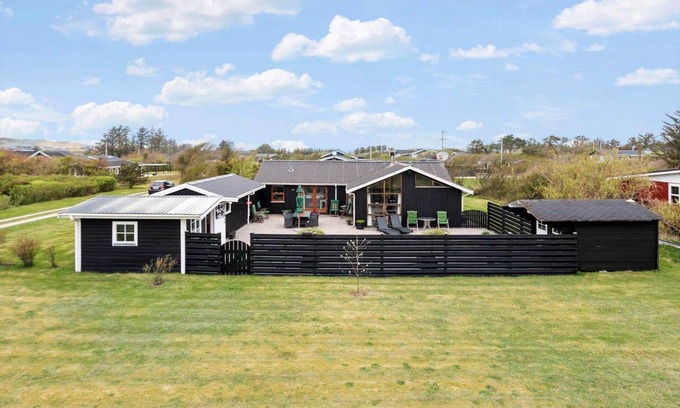 Lonstrup House | 118 m² House ∙ 3 bedrooms ∙ 7 guests