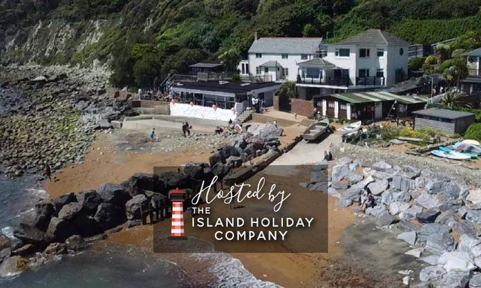 Ventnor House | 118 m² House ∙ 3 bedrooms ∙ 6 guests