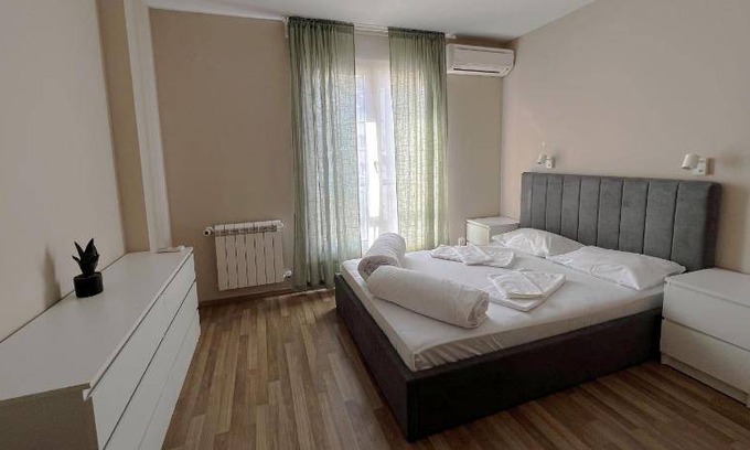 Lozenets Apartment | 120 m² Apartment ∙ 2 bedrooms ∙ 5 guests