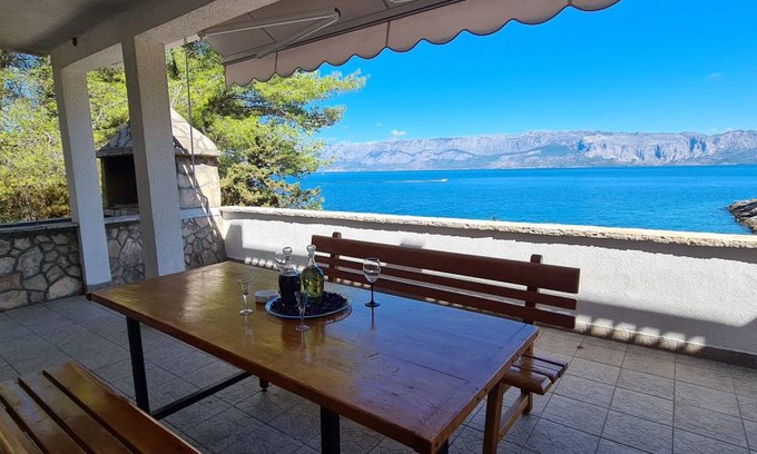 Bogomolje Apartment | 120 m² Apartment ∙ 4 bedrooms ∙ 11 guests