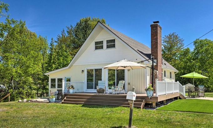 Silver Lake Cottage | 120 m² Cabin ∙ 2 bedrooms ∙ 9 guests