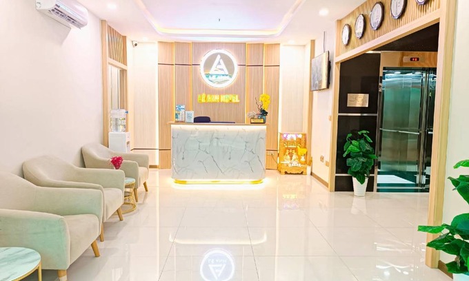 Cua Lap Hotel | 120 m² Hotel ∙ 3 bedrooms ∙ 8 guests
