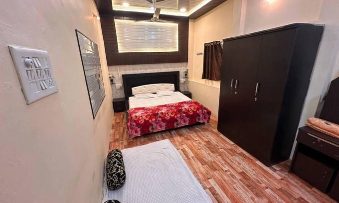 Ujjain House | 120 m² House ∙ 1 bedroom ∙ 3 guests