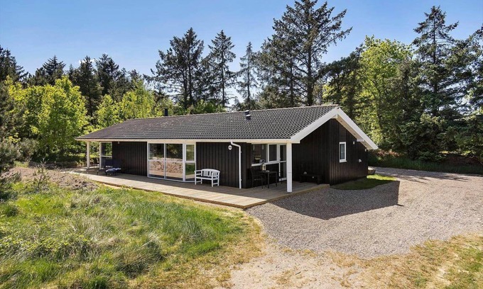 Sønderstrand House | 122 m² House ∙ 4 bedrooms ∙ 8 guests