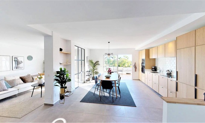 Nueva Andalucia Apartment | 125 m² Apartment ∙ 3 bedrooms ∙ 6 guests