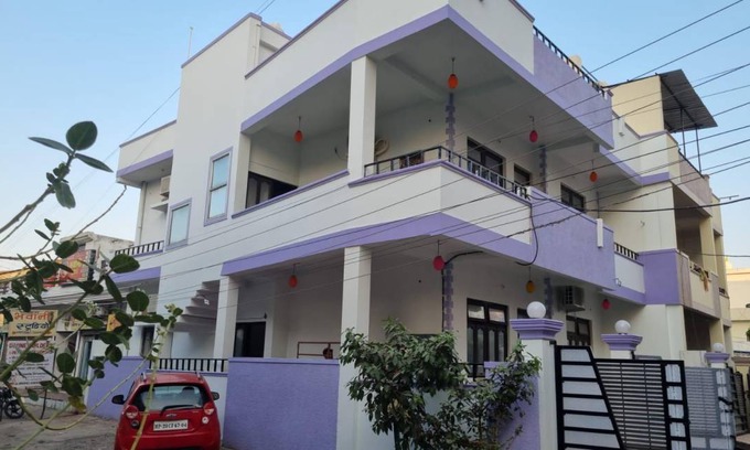 Jabalpur House | 130 m² House ∙ 2 bedrooms ∙ 8 guests