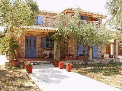 Ano Vasilikos House | 130 m² House ∙ 3 bedrooms ∙ 6 guests