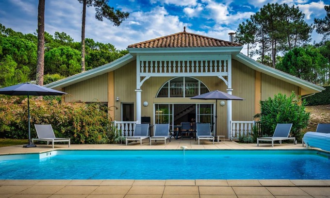 Lacanau-Ocean Villa | 130 m² Villa ∙ 3 bedrooms ∙ 6 guests