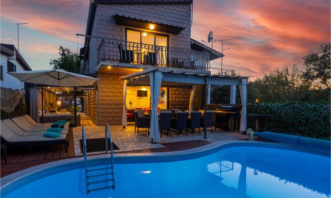 Vantacici House | 131 m² Maisonette ∙ 4 bedrooms ∙ 11 guests