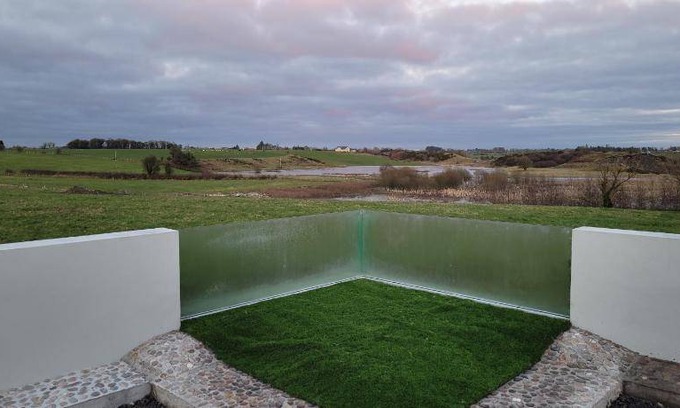 Crosswell House | 135 m² House ∙ 2 bedrooms ∙ 4 guests