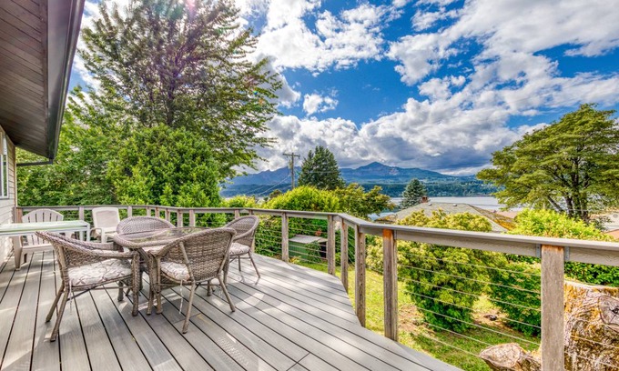 Cascade Locks Apartment | 137 m² Apartment ∙ 3 bedrooms ∙ 6 guests