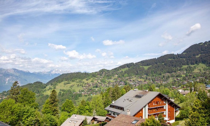 Villars-sur-Ollon Apartment | 140 m² Apartment ∙ 4 bedrooms ∙ 7 guests