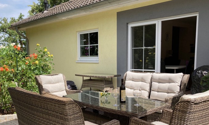 Stolzenhagen House | 140 square meter corner bungalow with very attractive facilities and garden sauna.
