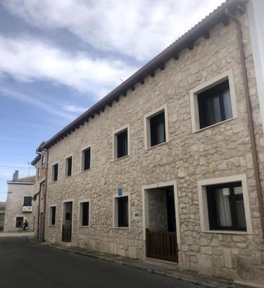 Montemayor de Pililla House | 15 VENCEJOS