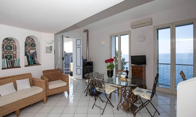 Furore Resort | 150 m² Resort ∙ 3 bedrooms ∙ 4 guests