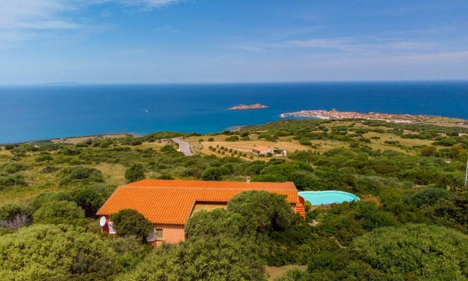 Paduledda Villa | 150 m² Villa ∙ 5 bedrooms ∙ 12 guests