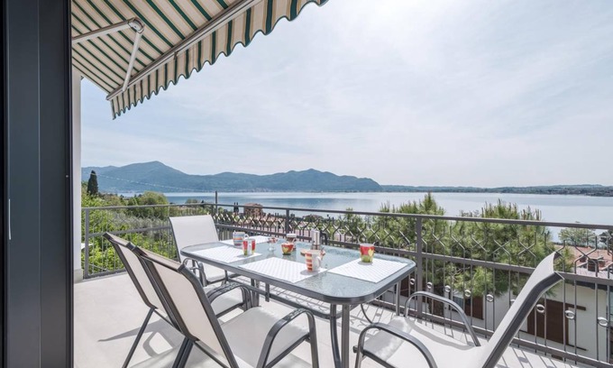 Predore Villa | 152 m² Villa ∙ 3 bedrooms ∙ 8 guests