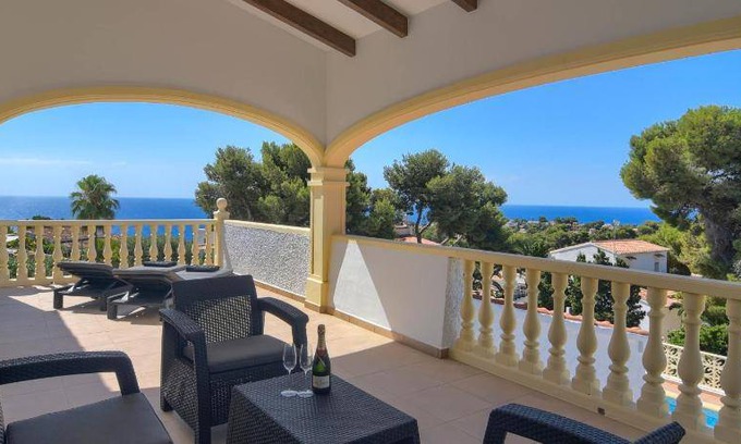 Cap de la Nau Resort | 160 m² Resort ∙ 4 bedrooms ∙ 8 guests