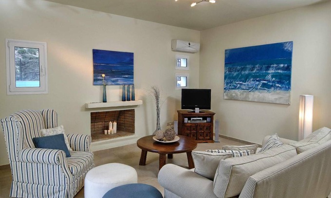 Istron Villa | 160 m² Villa ∙ 3 bedrooms ∙ 7 guests