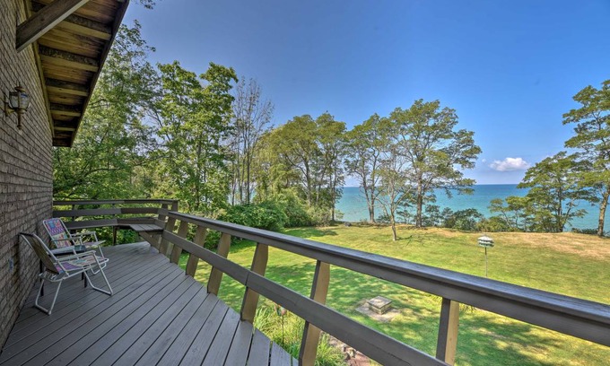 Brocton House | 167 m² House ∙ 3 bedrooms ∙ 8 guests