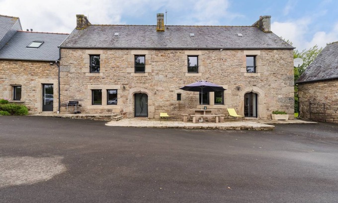 Ploumilliau House | 170 m² House ∙ 4 bedrooms ∙ 8 guests