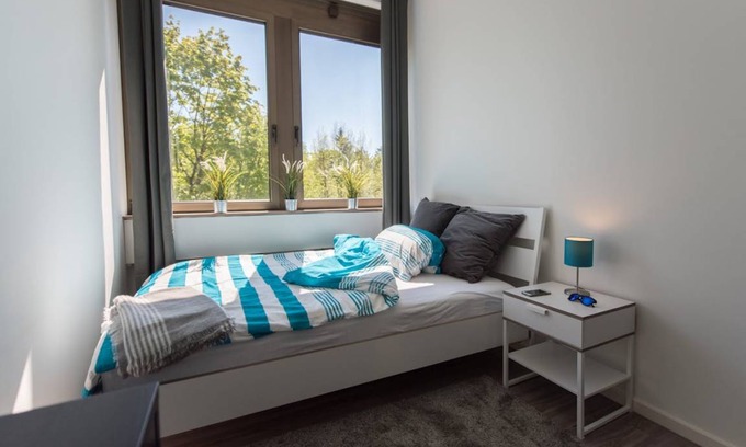 Neuperlach Resort | 170 m² Private room ∙ 1 bedroom ∙ 1 guest