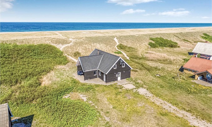 Vrist Strand House | 174 m² House ∙ 6 bedrooms ∙ 12 guests