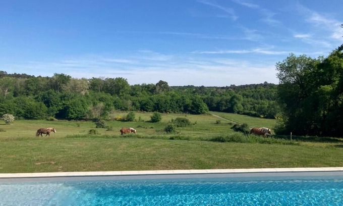 Eglise-Neuve-d'Issac House | 17th-century family home in the heart of Périgord