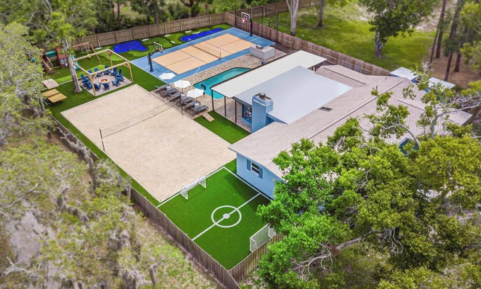 Seminole House | 18 Guests I Pool Pickleball Volleyball