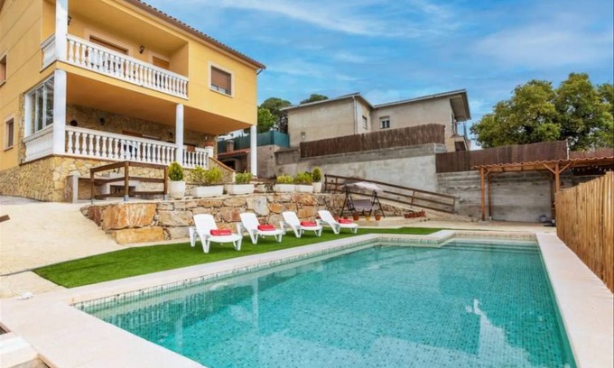 Macanet de la Selva House | 180 m² House ∙ 4 bedrooms ∙ 8 guests