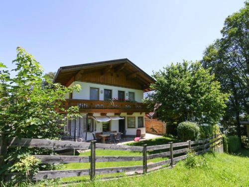 Fuegenberg House | 180 m² House ∙ 4 bedrooms ∙ 12 guests