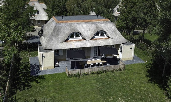 Municipality of Hellevoetsluis House | 180 m² House ∙ 1 bedroom ∙ 10 guests