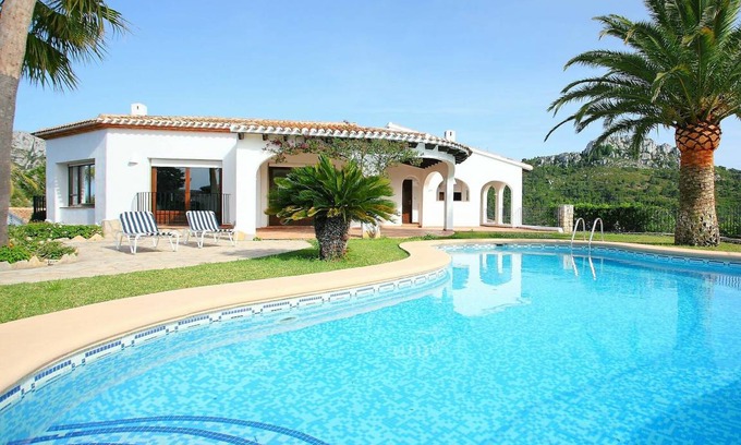Monte Pego Villa | 180 m² Villa ∙ 4 bedrooms ∙ 10 guests